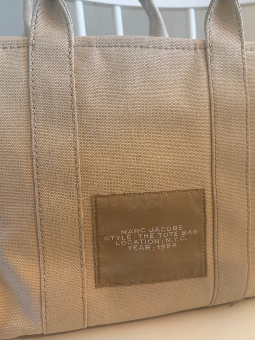Marc Jacobs “The Tote Bag” in Beige - Picture 2 of 4